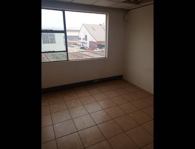 Office property to rent in ANDERBOLT